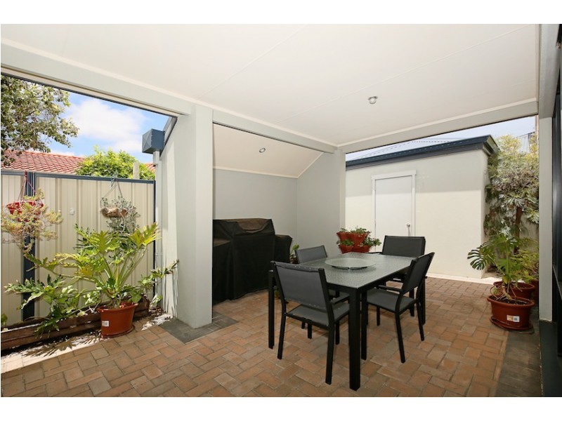 32B Gibson Street, Mandurah WA 6210