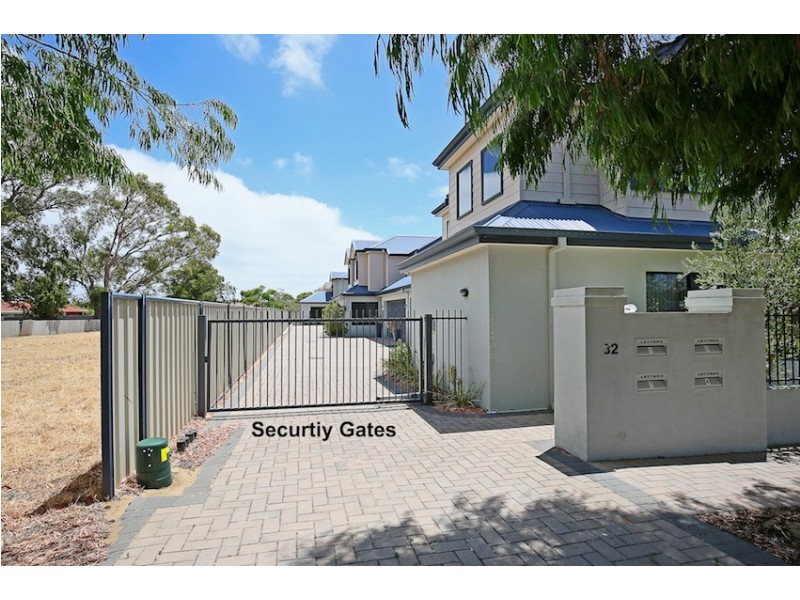 32B Gibson Street, Mandurah WA 6210