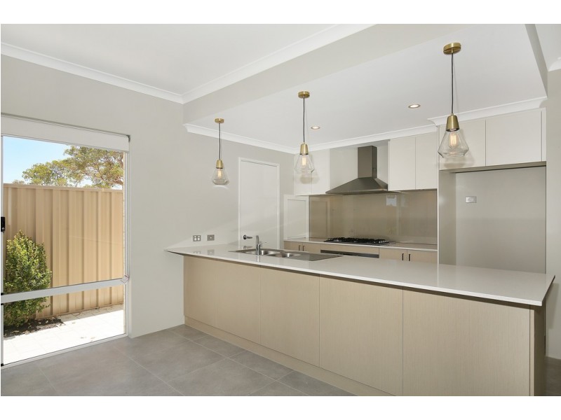 34 Marina Quay Drive, Erskine WA 6210