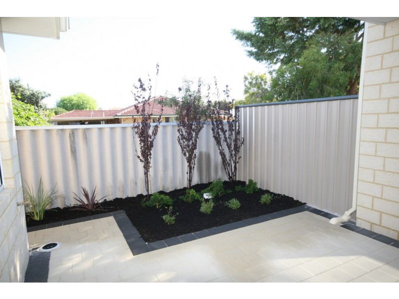 8/21 Southmead Green, Erskine WA 6210