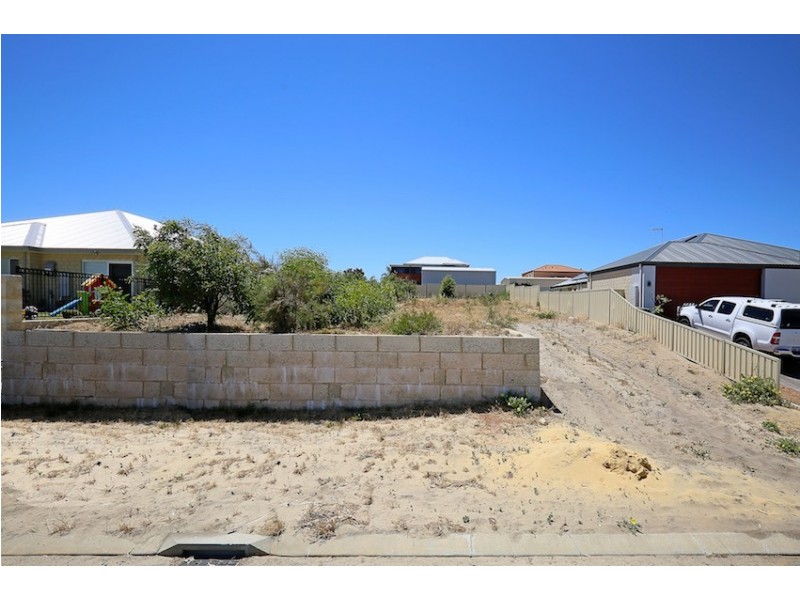 35 Hyden Loop, Dawesville WA 6211