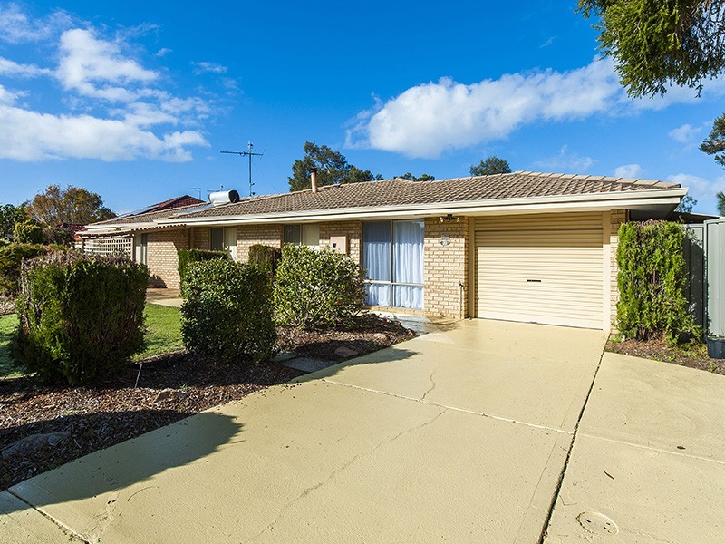 22 Elderberry Circle, Halls Head WA 6210