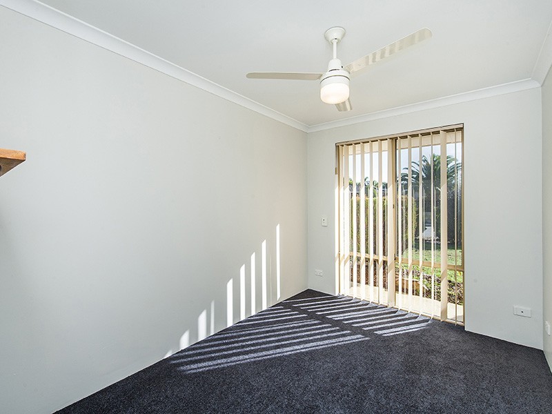 22 Elderberry Circle, Halls Head WA 6210