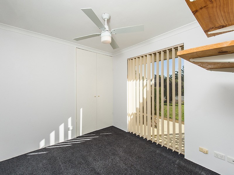 22 Elderberry Circle, Halls Head WA 6210