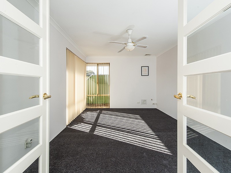 22 Elderberry Circle, Halls Head WA 6210