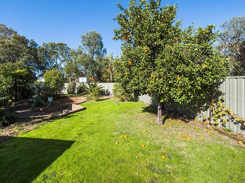 22 Elderberry Circle, Halls Head WA 6210