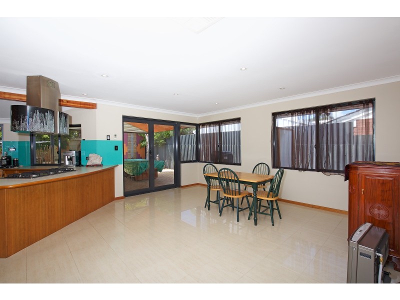 45 Sievewright Street, Silver Sands WA 6210