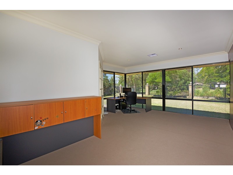 13 Mayfair Mews, Meadow Springs WA 6210