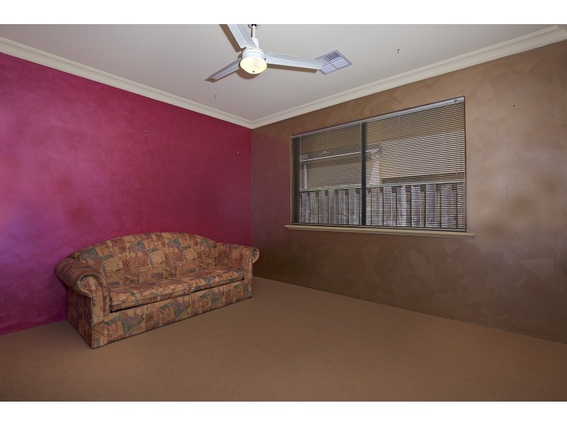 13 Mayfair Mews, Meadow Springs WA 6210