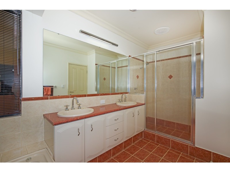 13 Mayfair Mews, Meadow Springs WA 6210