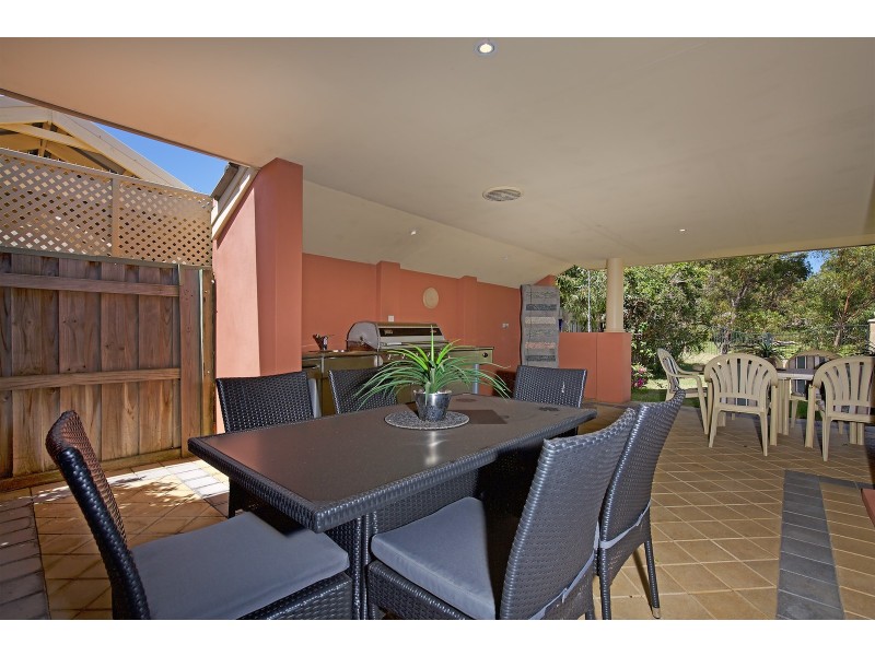13 Mayfair Mews, Meadow Springs WA 6210