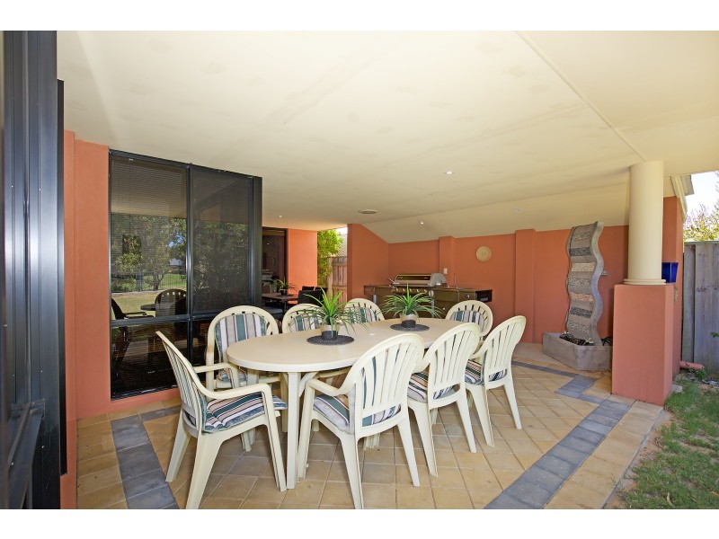 13 Mayfair Mews, Meadow Springs WA 6210