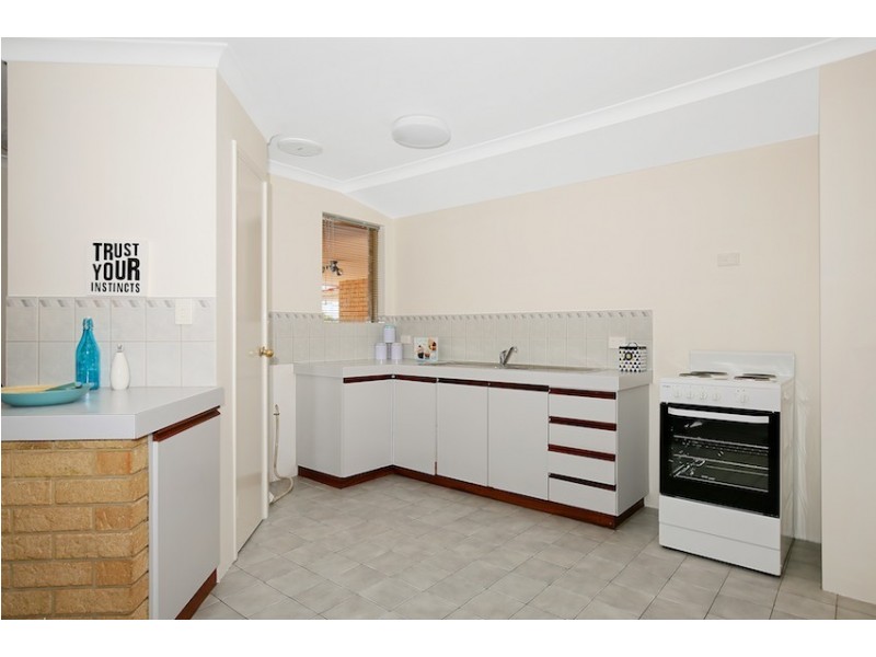 1/8 Gibson Street, Mandurah WA 6210