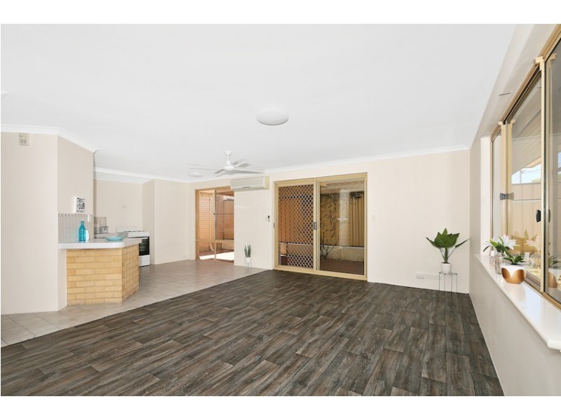 1/8 Gibson Street, Mandurah WA 6210