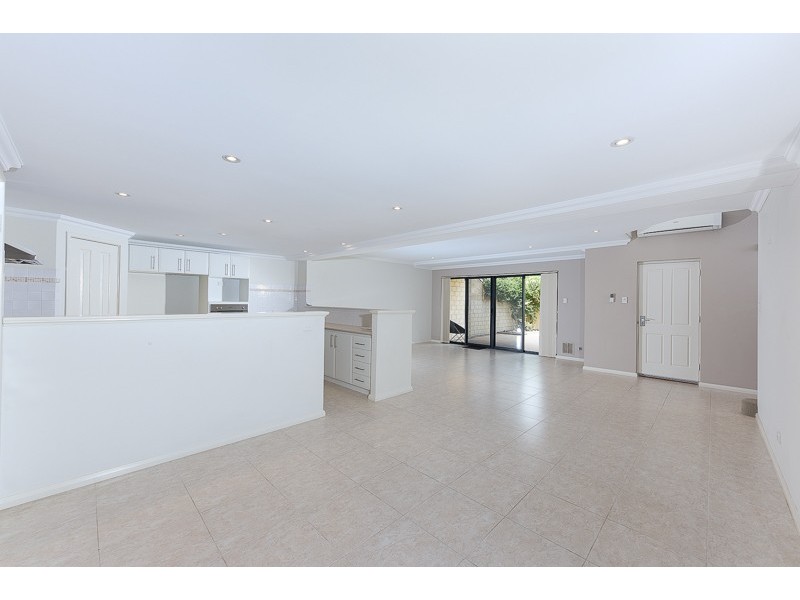 9 Stevenson Street, Mandurah WA 6210