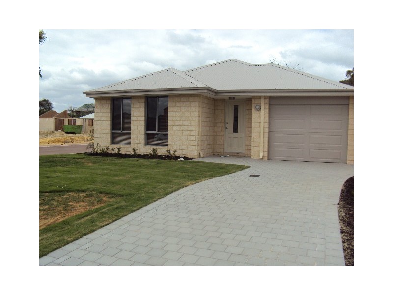 78 Leisure Way, Halls Head WA 6210
