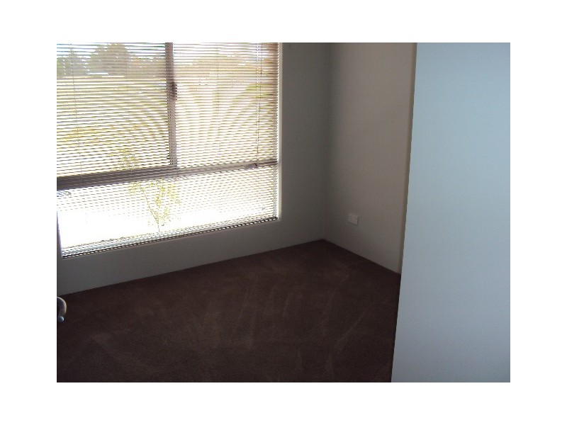 78 Leisure Way, Halls Head WA 6210