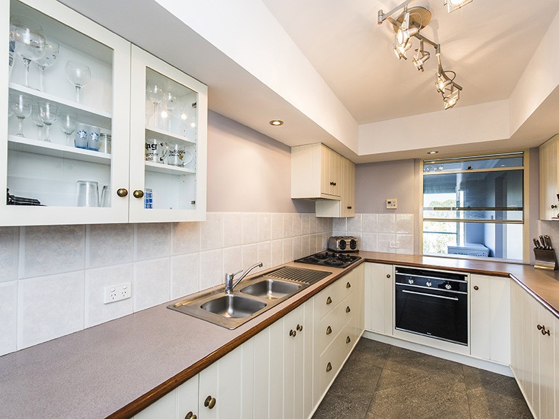 22-24 Acheron Road, San Remo WA 6210