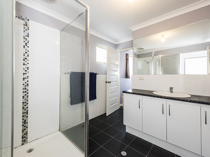 22-24 Acheron Road, San Remo WA 6210