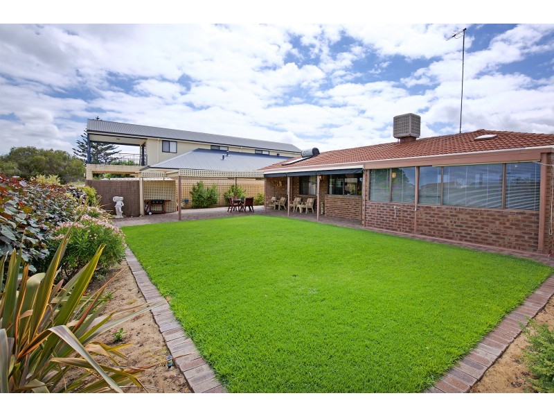 30 Perseus Road, Silver Sands WA 6210