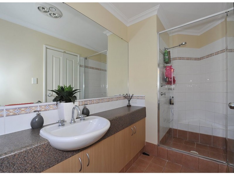 49 Hibbertia Follow, Halls Head WA 6210