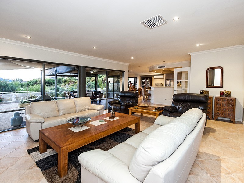 51 Lakeway Retreat, Dawesville WA 6211