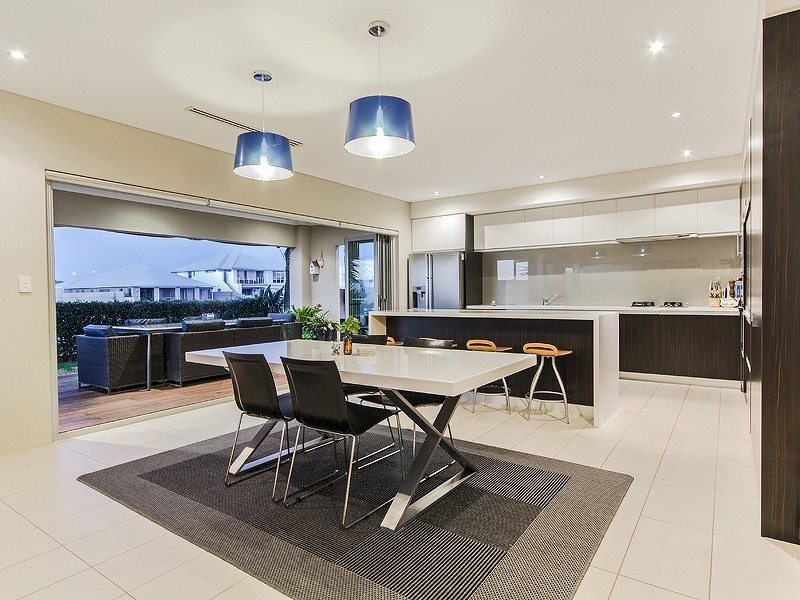 16 Twilight Court, Dudley Park WA 6210