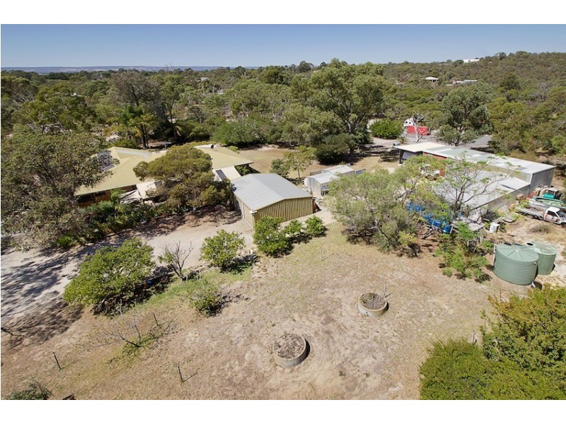 240 Mortimer Rd, Wellard WA 6170