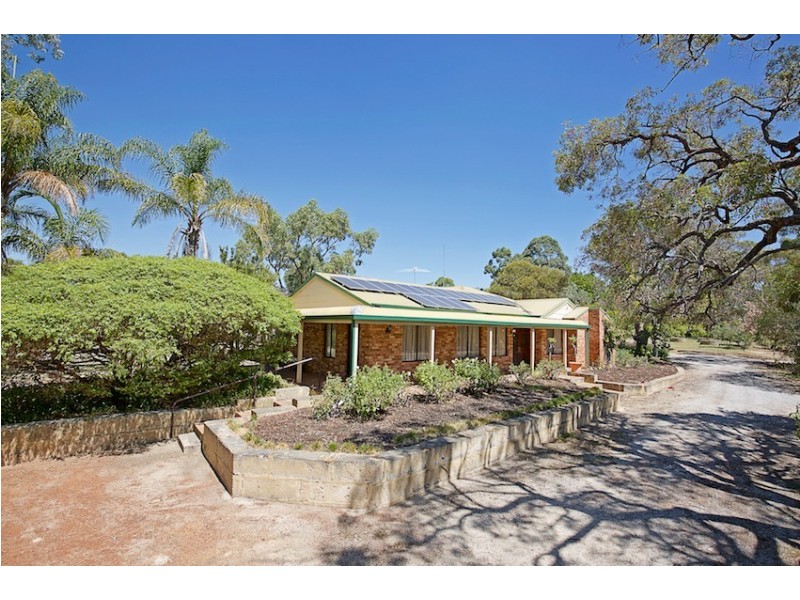 240 Mortimer Rd, Wellard WA 6170