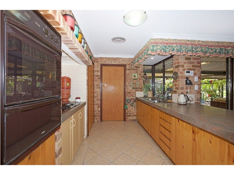 240 Mortimer Rd, Wellard WA 6170