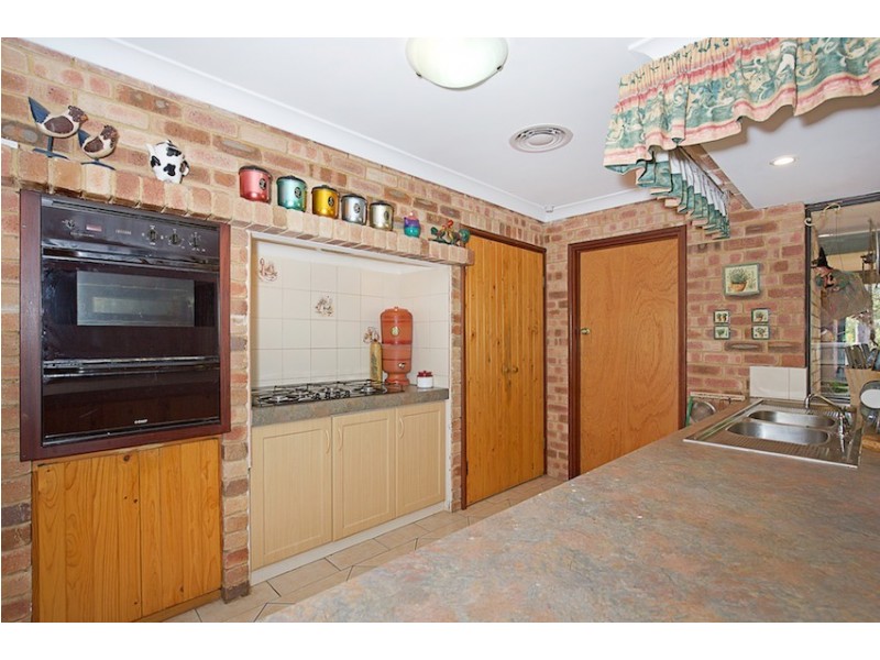 240 Mortimer Rd, Wellard WA 6170