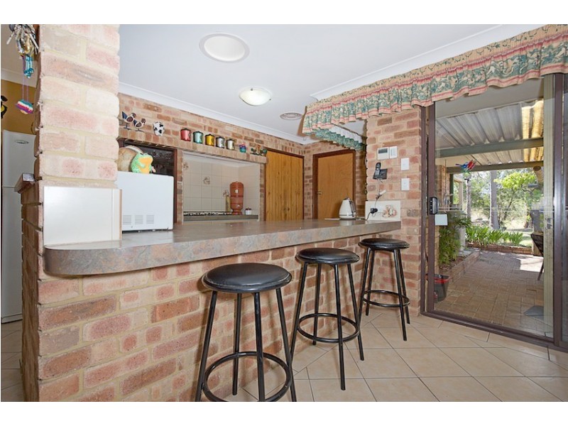 240 Mortimer Rd, Wellard WA 6170