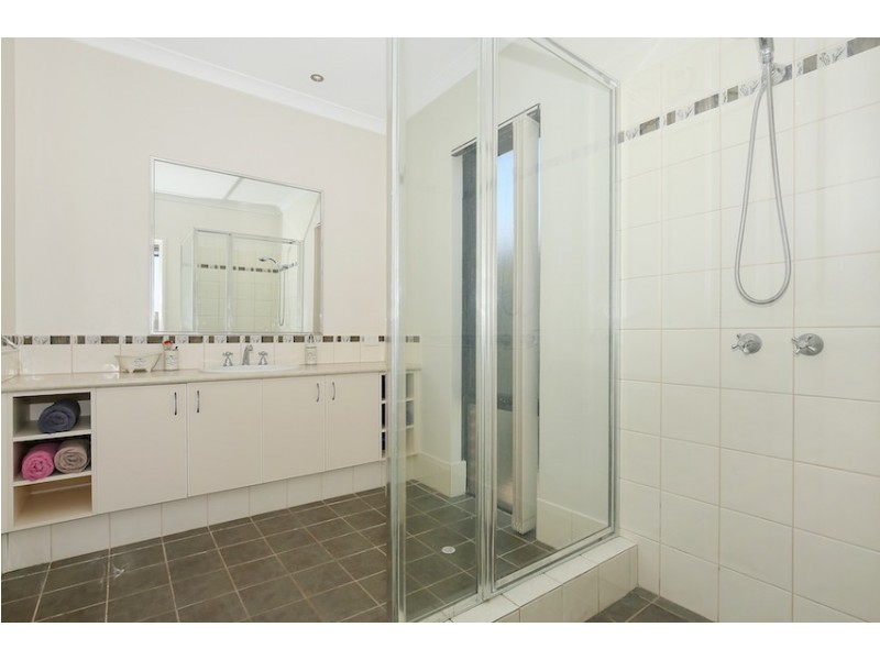 12 Jolly Rambler Blvd, Ravenswood WA 6208