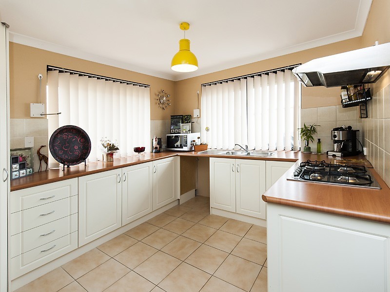 6 Bennett Brook Circle, Greenfields WA 6210