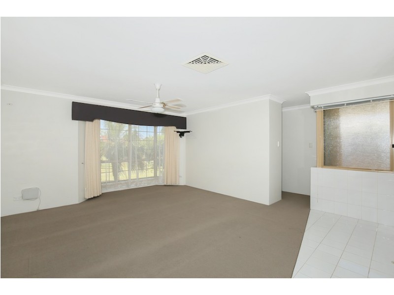 16 Elmore Way, Dudley Park WA 6210