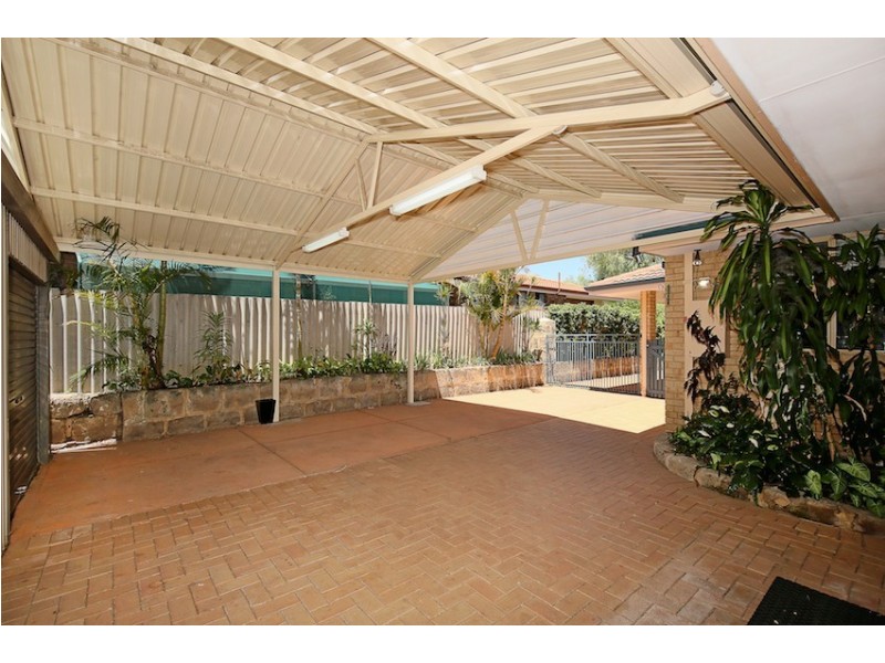 16 Elmore Way, Dudley Park WA 6210