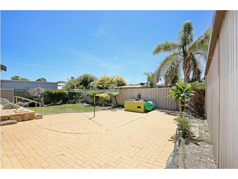 16 Elmore Way, Dudley Park WA 6210