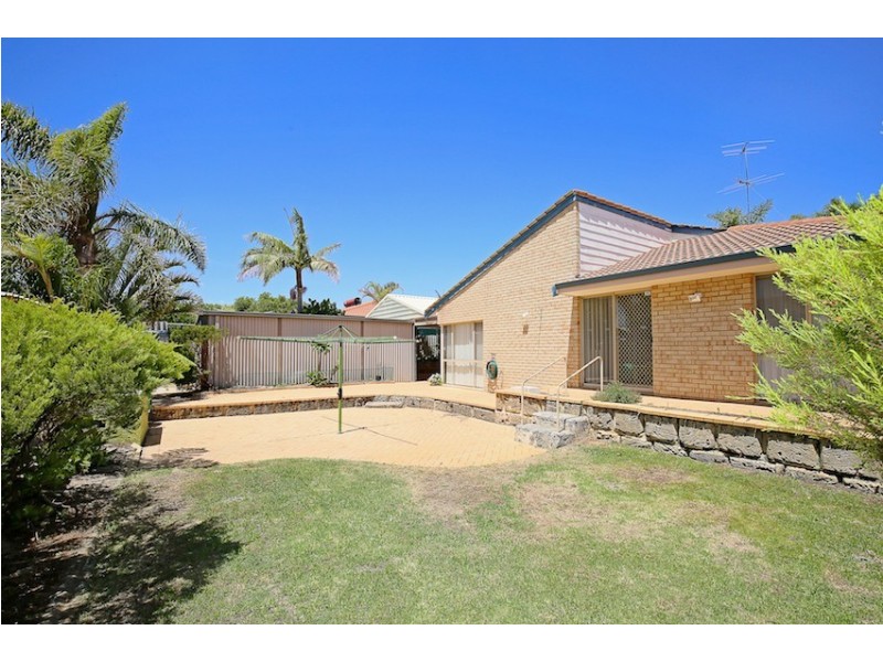 16 Elmore Way, Dudley Park WA 6210