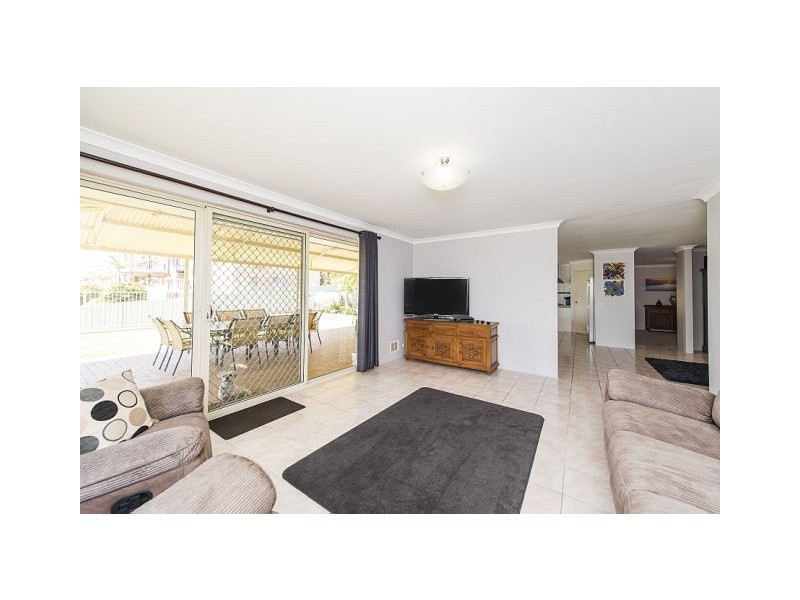 16 Rainbow Way, Dawesville WA 6211