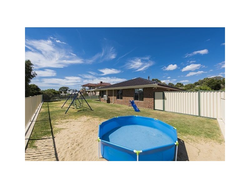 16 Rainbow Way, Dawesville WA 6211