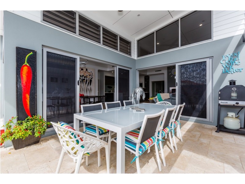 9 Buttercup Parkway, Halls Head WA 6210