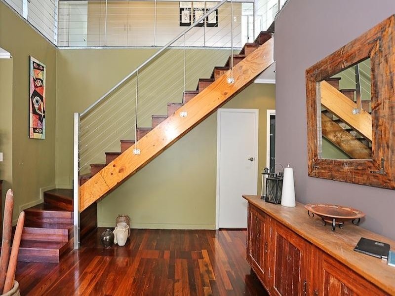 2 Allan Place, Halls Head WA 6210