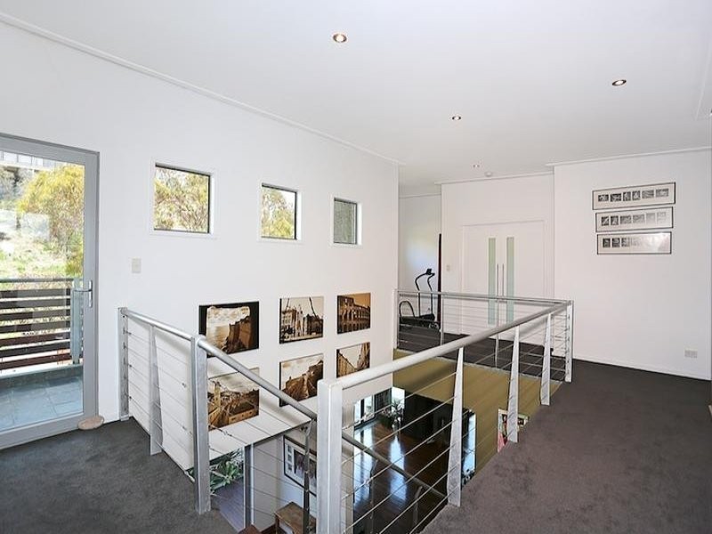 2 Allan Place, Halls Head WA 6210