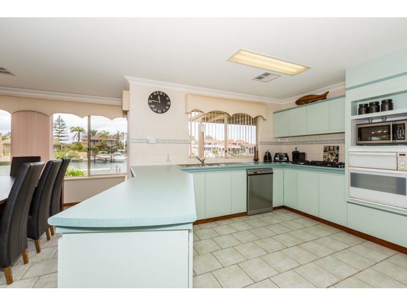 10 De Grey Close, Dudley Park WA 6210