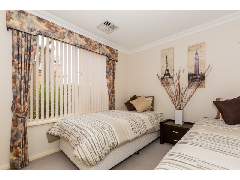10 De Grey Close, Dudley Park WA 6210