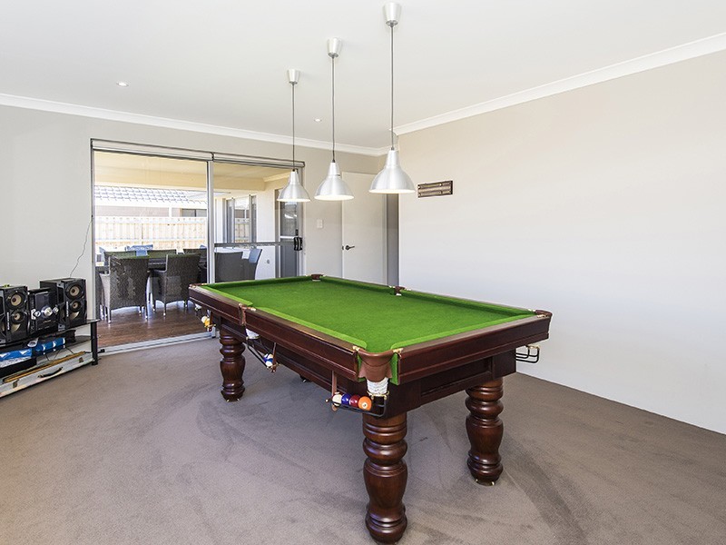 43 Solandri Turn, Halls Head WA 6210