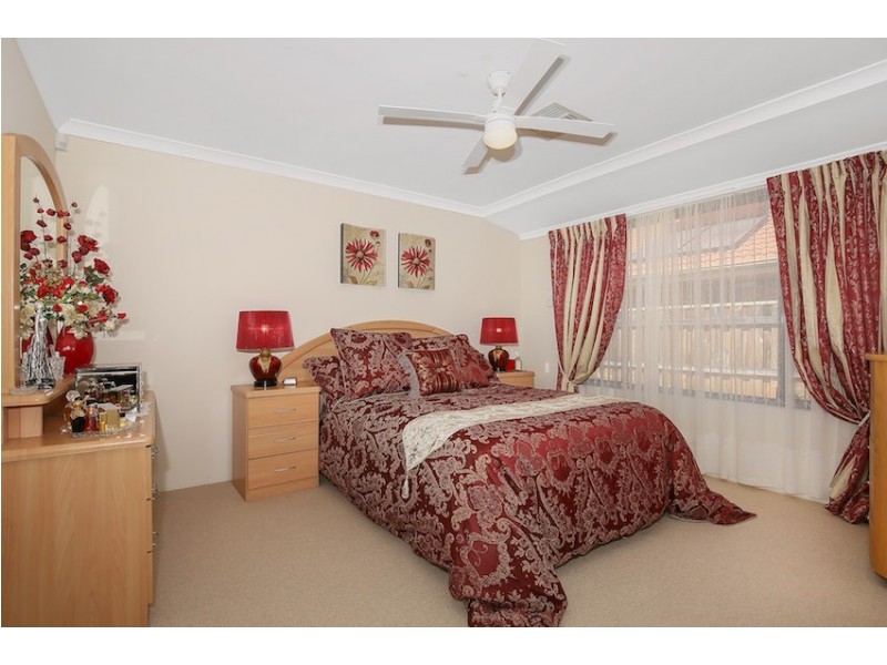 26 Carissa Turn, Halls Head WA 6210