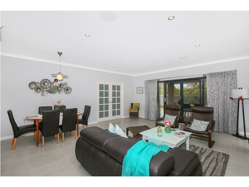 40 Willow Brook View, Meadow Springs WA 6210