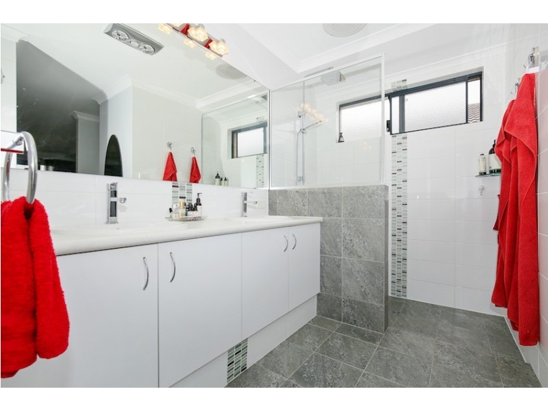 40 Willow Brook View, Meadow Springs WA 6210