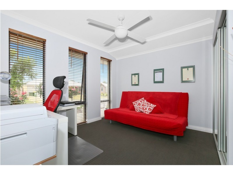 40 Willow Brook View, Meadow Springs WA 6210